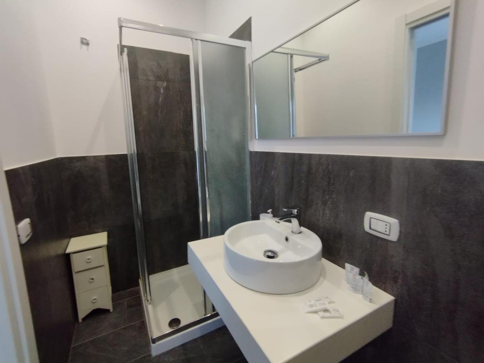 Fiore Di Loto Rooms Carini Dış mekan fotoğraf