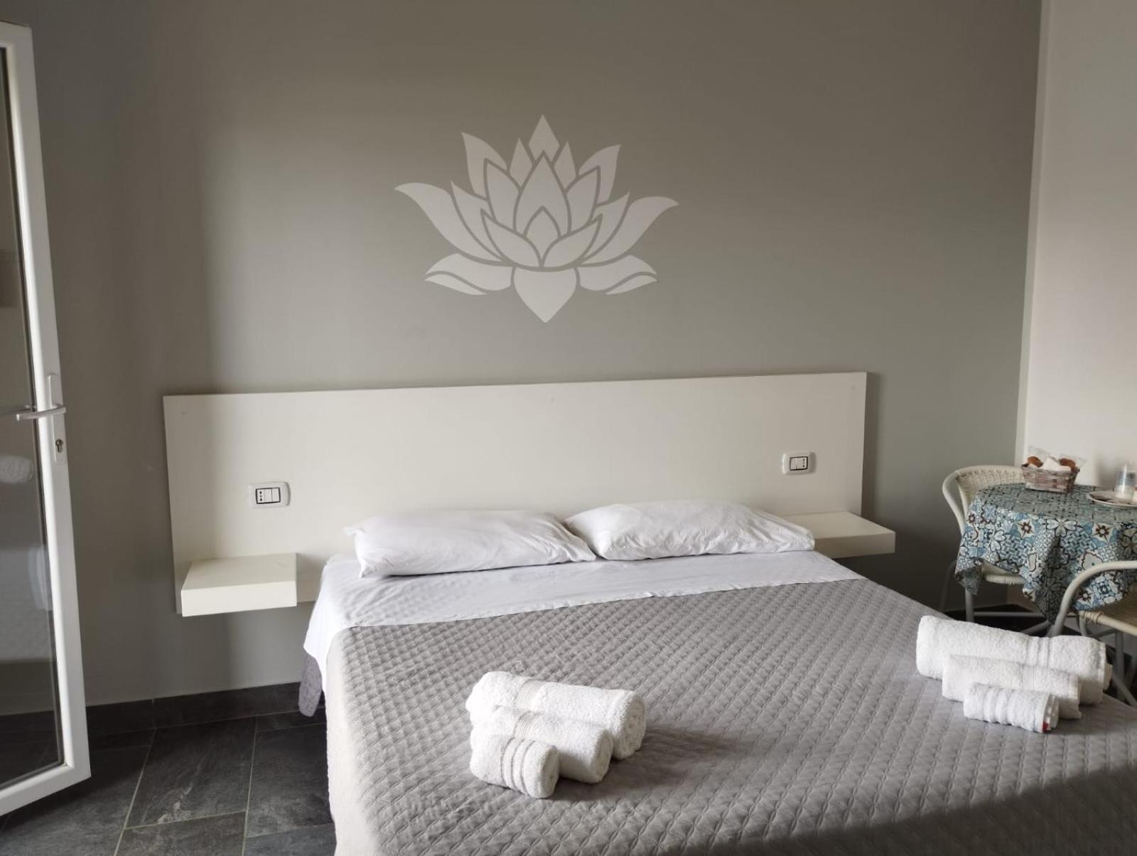 Fiore Di Loto Rooms Carini Dış mekan fotoğraf